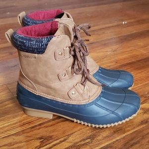 Tommy Hilfiger duck boots size 8